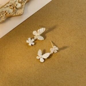 Elegant Gold Butterfly Earrings